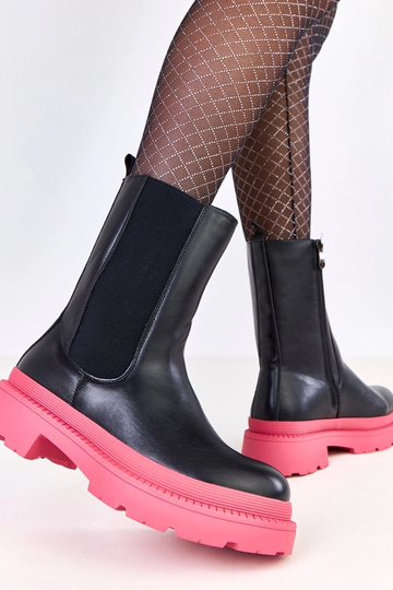 Čierne kotníkové čižmy s...