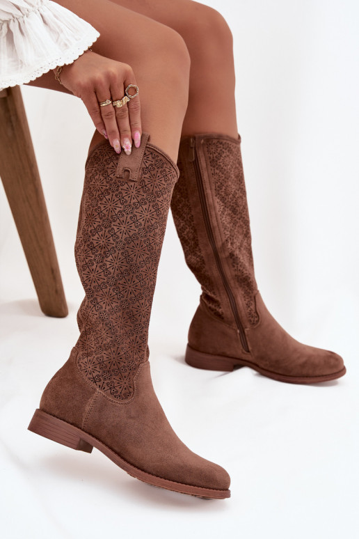 dámske čižmy s prvkami prelamovania so širokými podpätkami S.Barski HY52-534 Hnedá farba