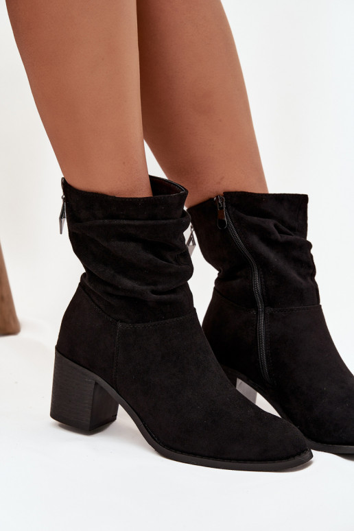 Dámske čižmy S volánikmi s podpätkami S.Barski HY52-516 čierna