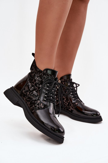 s lakovým efektom Dámske čižmy zahriať sa D&A CR52-613 čierna