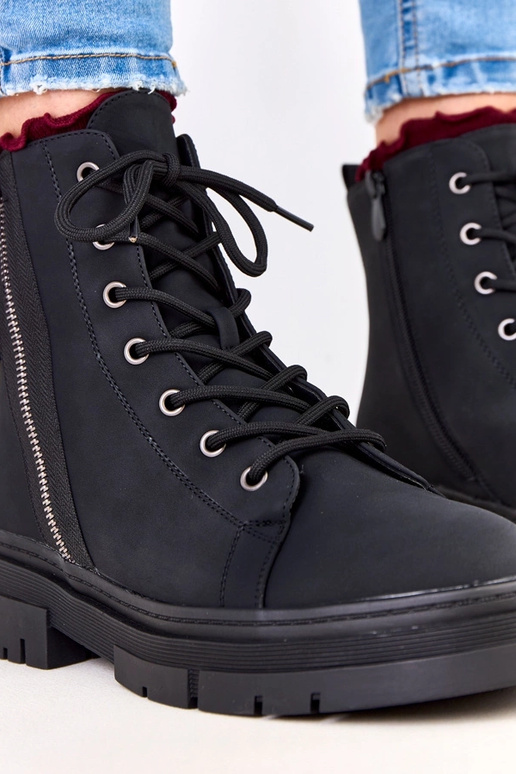 Čierne dámske pracovné topánky z...