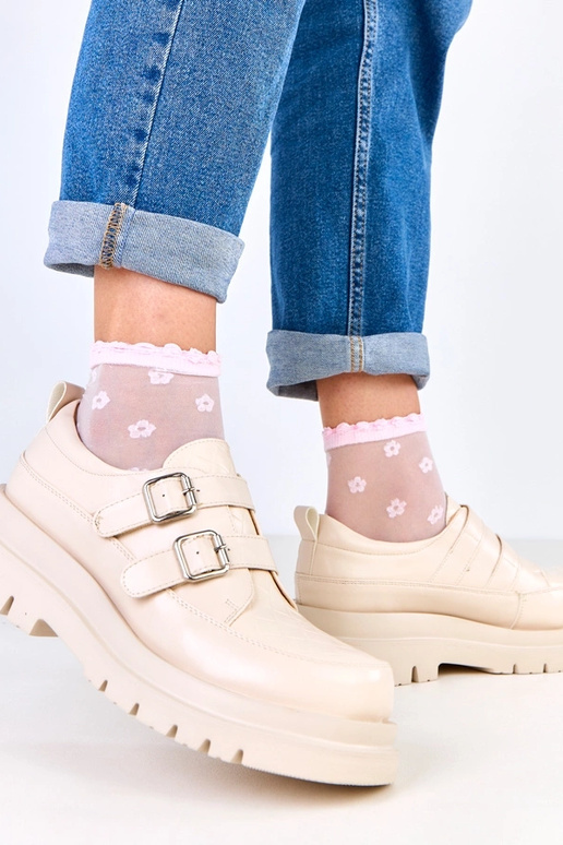 Pieskové poltopánky na masívnej...