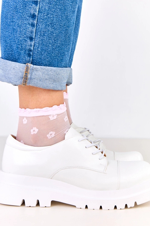 Biele poltopánky na zdrsnennej...