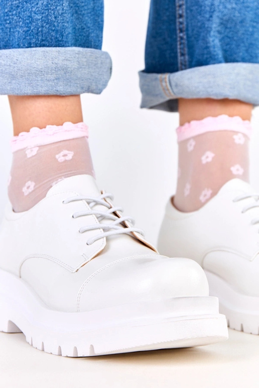 Biele poltopánky na zdrsnennej...