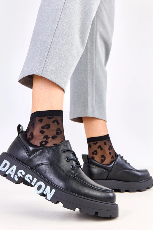 Čierne dámske poltopánky s vzorom na...