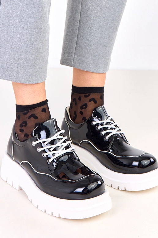 Čierne poltopánky na masívnej...