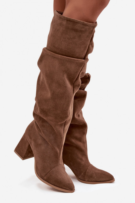 Pokrčené čižmyZapnutéturalnego zo semišuu s podpätkami zahriať sa Zazoo 4228 Hnedá farba
