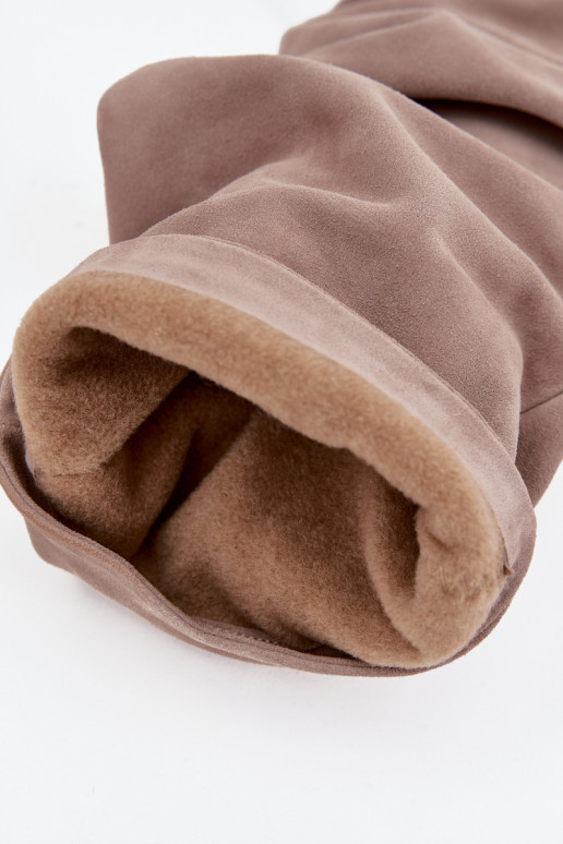 Pokrčené čižmyZapnutéturalnego zo semišuu s podpätkami zahriať sa Zazoo 4228 Hnedá farba