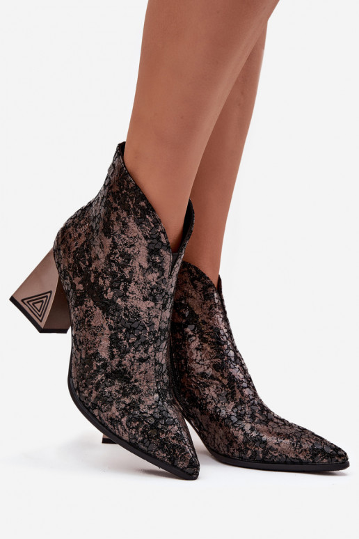 Kožené Dámske čižmy D&A CR52-679 čierna Kožené Dámske čižmy D&A CR52-679 čierna