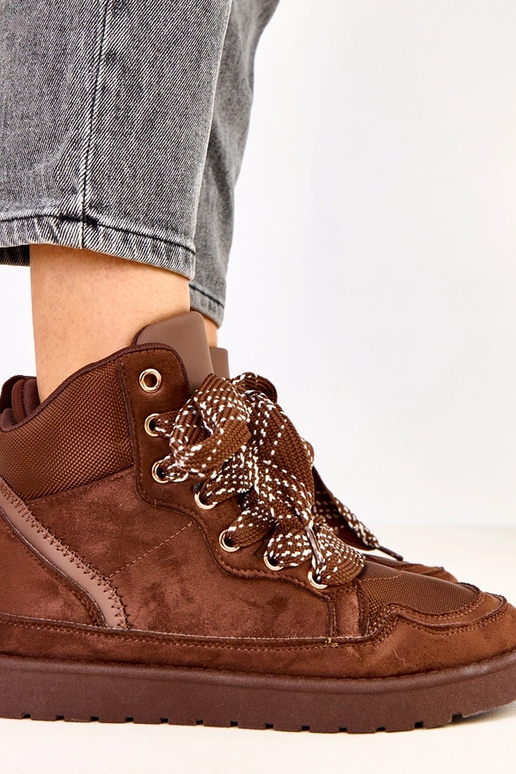 Hnedé vysoké športové topánky so...