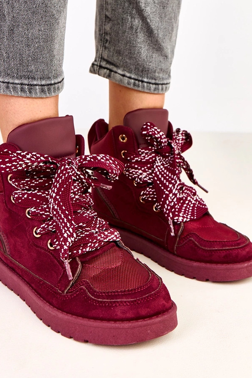 Čerešňové vysoké športové topánky so...