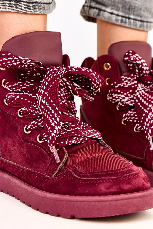 Čerešňové vysoké športové topánky so...