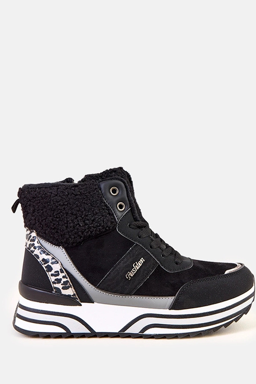 Čierne vysoké teplé športové topánky...
