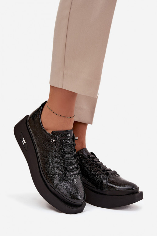 Lakovane prírodné kožené dámske poltopánky s platformou Artiker 57C2041, čierne