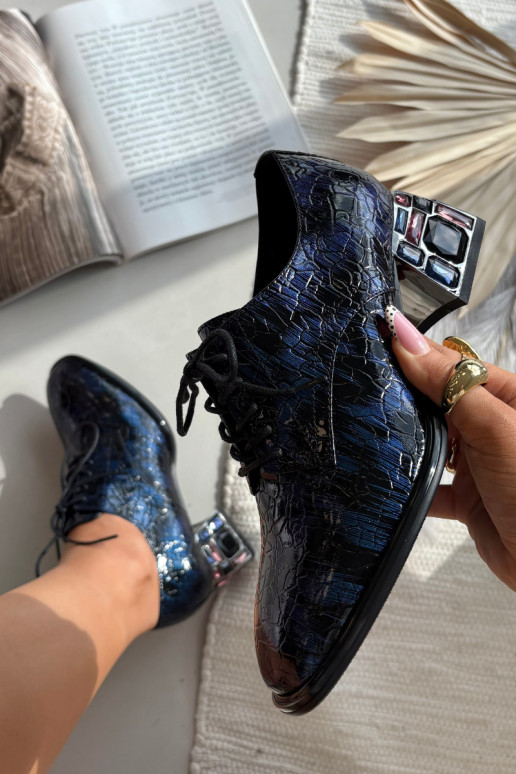 Tmavomodré lakované dámske poltopánky z prírodnej kože s podpätkami a lesklými očkami „Artiker 55C0428"