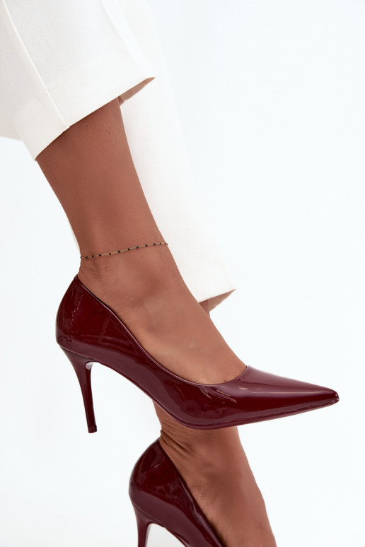 Dámske lakované lodičky „Jadira" so špicatými špičkami, bordovej farby