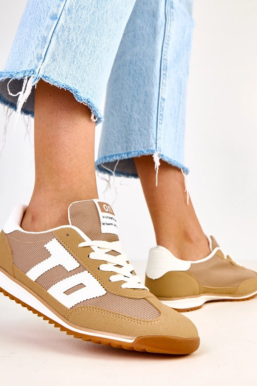 Zelené športové topánky s bielymi...