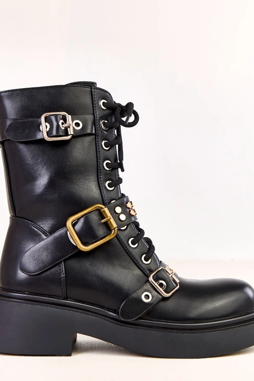 Čierne dámske vysoké čižmy zdobené...