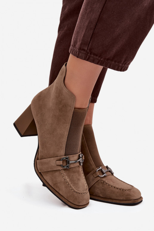 Dámske čižmyZapnutéturalnego zo semišuu s podpätkami Artiker 57C0222 béžová