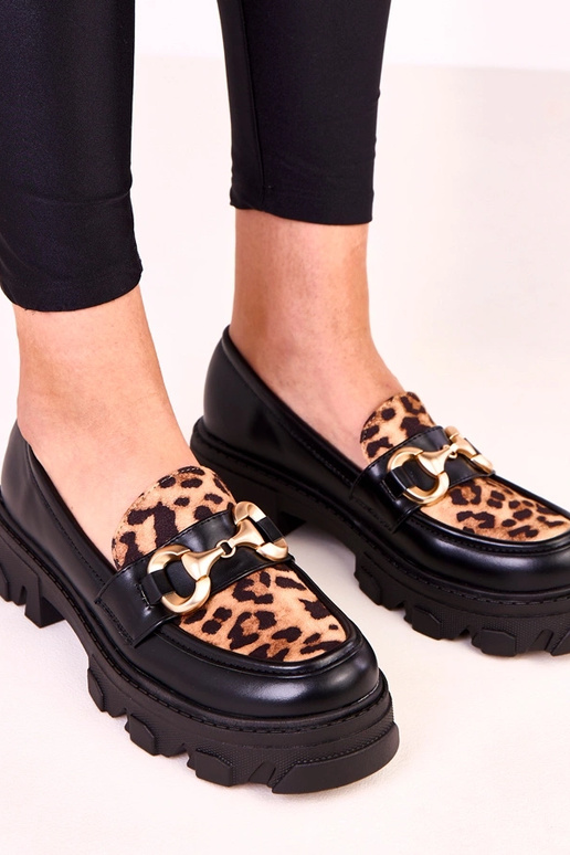 Čierne mokasíny s leopardím vzorom a...