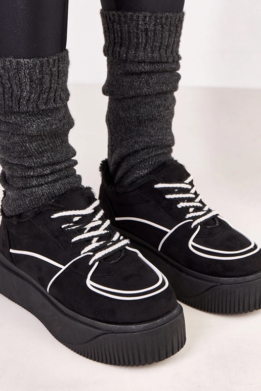 Čierne teplé športové topánky na...