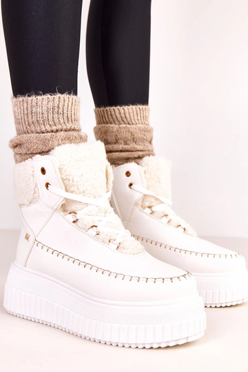 Biele teplé športové...