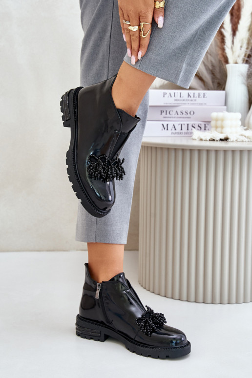 Kožené s lakovým efektom Čižmy s ozdobami zahriať sa D&A LZ42-036 čierna Kožené s lakovým efektom Čižmy s ozdobami zahriať sa D&A LZ42-036 čierna