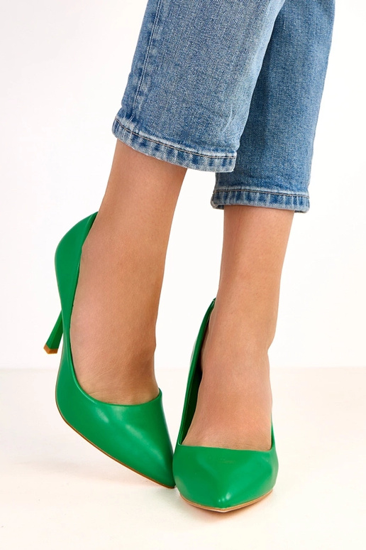 Zelené klasické vysoké podpätky Nicole Zelené klasické vysoké podpätky Nicole