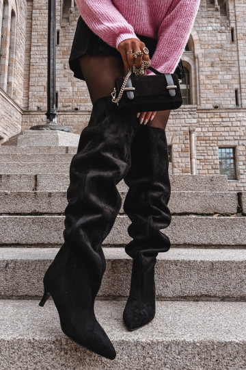 Trvalý model dámske čižmy s tenkými podpätkami čierna Ysolienne