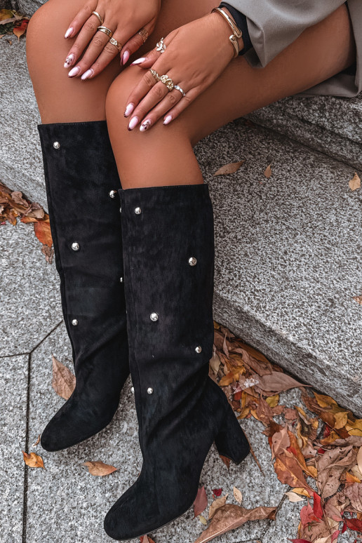 Teplé čižmy s podpätkami S Ornatemi Detalami čierna Lucinda