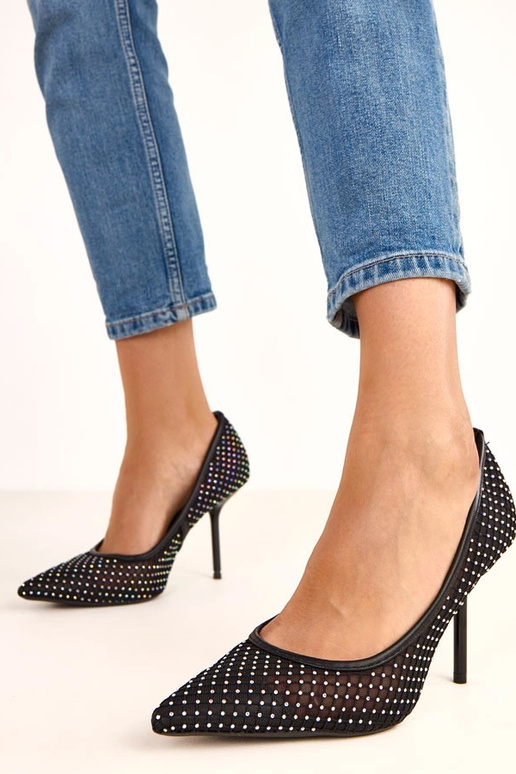 Čierne lodičky z mriežkového... Čierne lodičky z mriežkového...