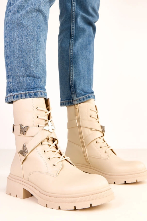 Pieskové čižmy zdobené motýlikmi Justia Pieskové čižmy zdobené motýlikmi Justia