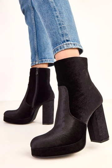 Čierne čižmy na hrubom... 2