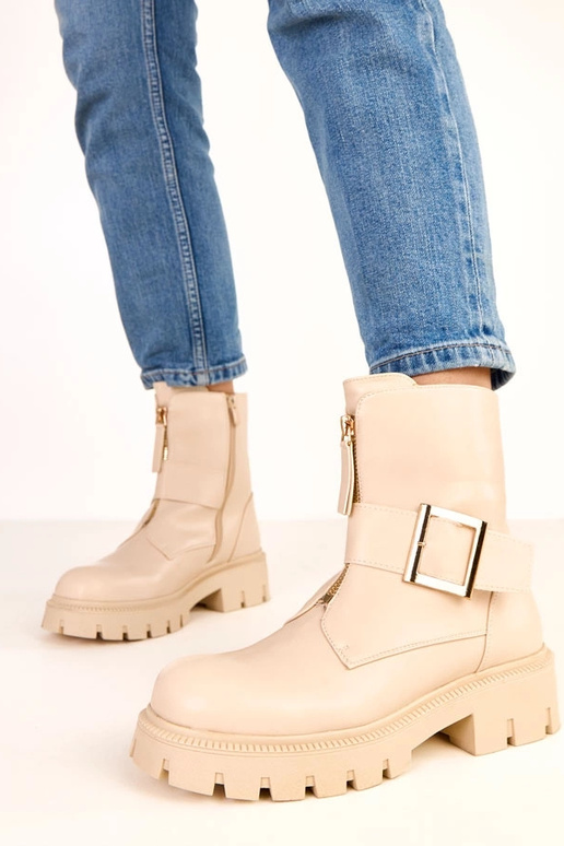 Pieskové čižmy na platforme s... Pieskové čižmy na platforme s...