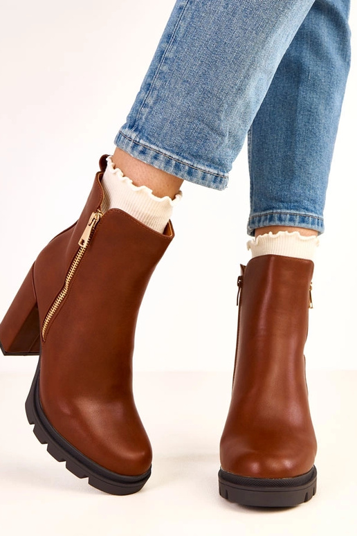 Hnedé čižmy na hrubom podpätku Kage Hnedé čižmy na hrubom podpätku Kage