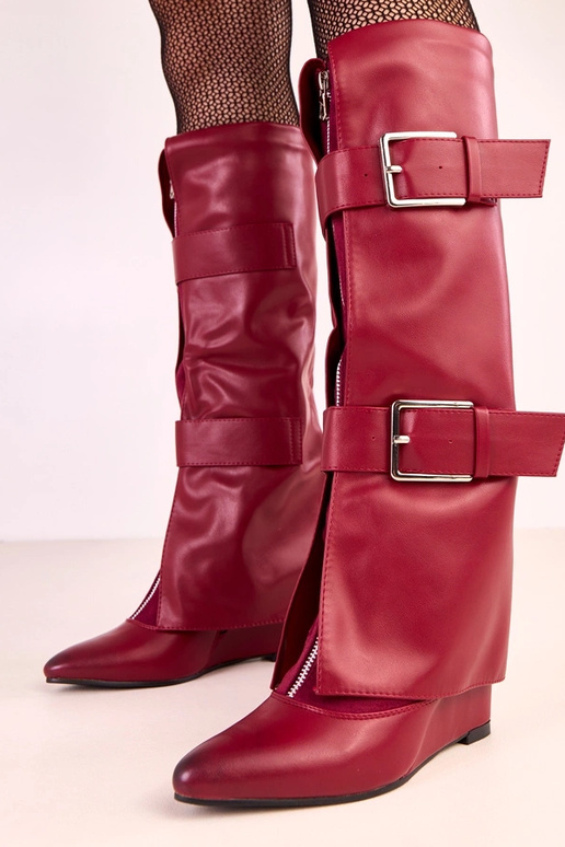 Červené vysoké čižmy na platforme s...