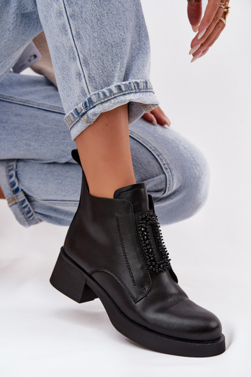 Kožené Dámske čižmy Zapnuté Klocku s ozdobami D&A JC52-869 čierna Kožené Dámske čižmy Zapnuté Klocku s ozdobami D&A JC52-869 čierna