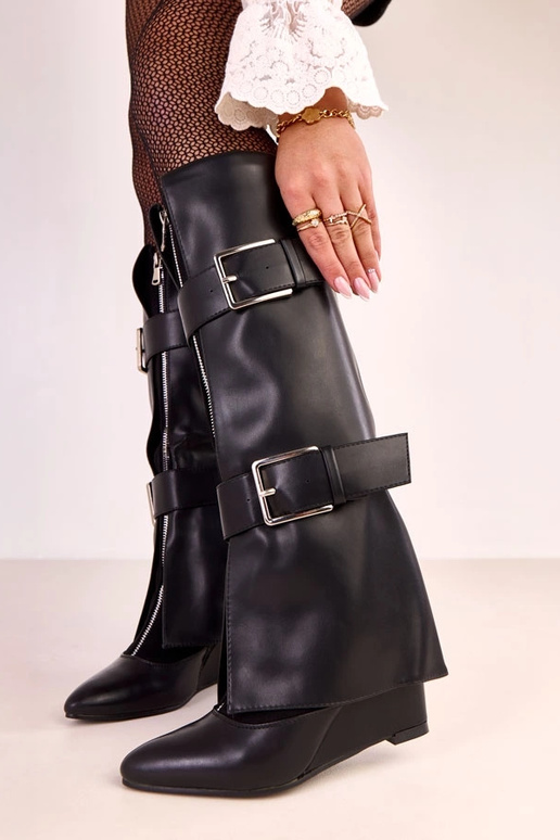 Čierne vysoké čižmy na platforme s...