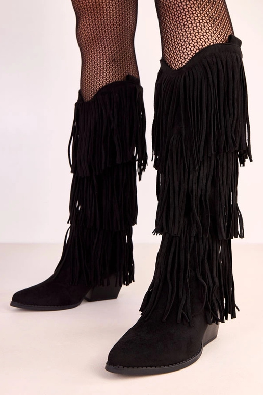 Čierne kovbojské topánky s strapcami...