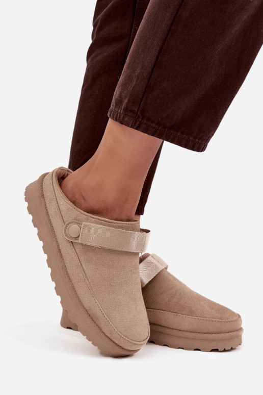 Dámske teplé papuče s kožúškom vo vnútri a platformou pieskovej farby Azida