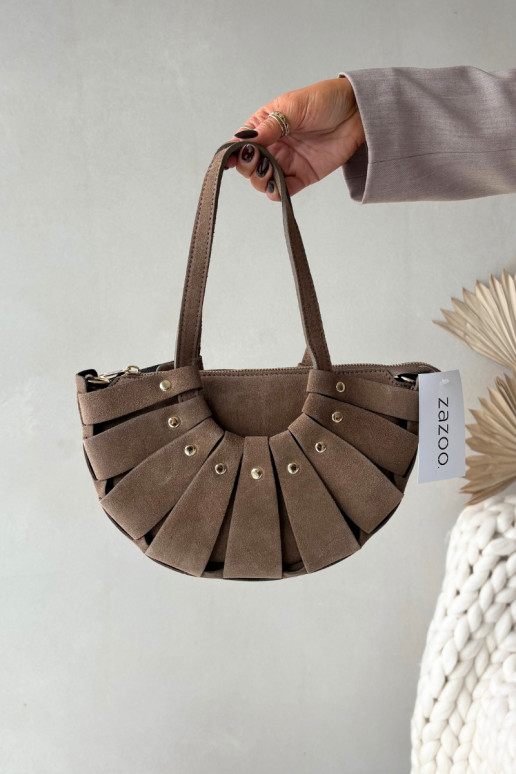 KabelkaZapnutéturalnego zo semišuu slonovina Márivane