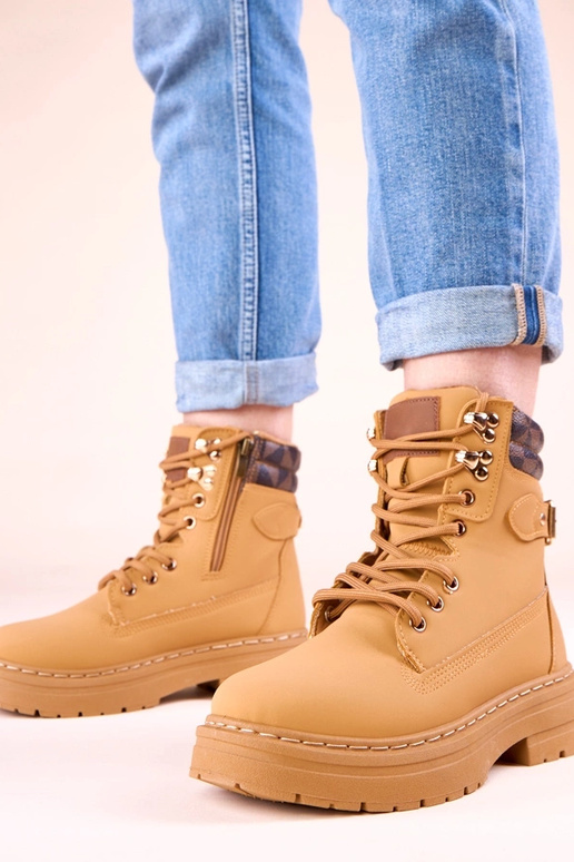 Hnedé zateplené traperky z matnej...