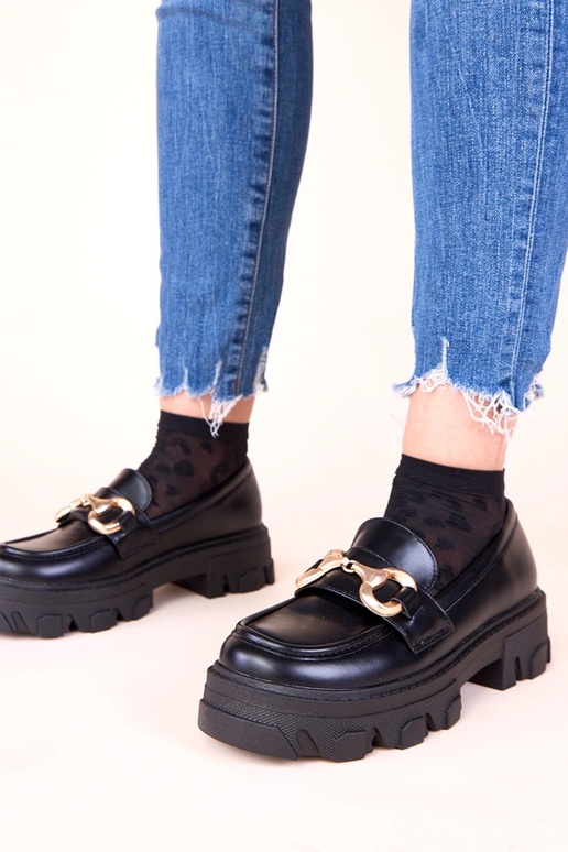 Čierne mokasíny so zlatou ozdobou Ruben