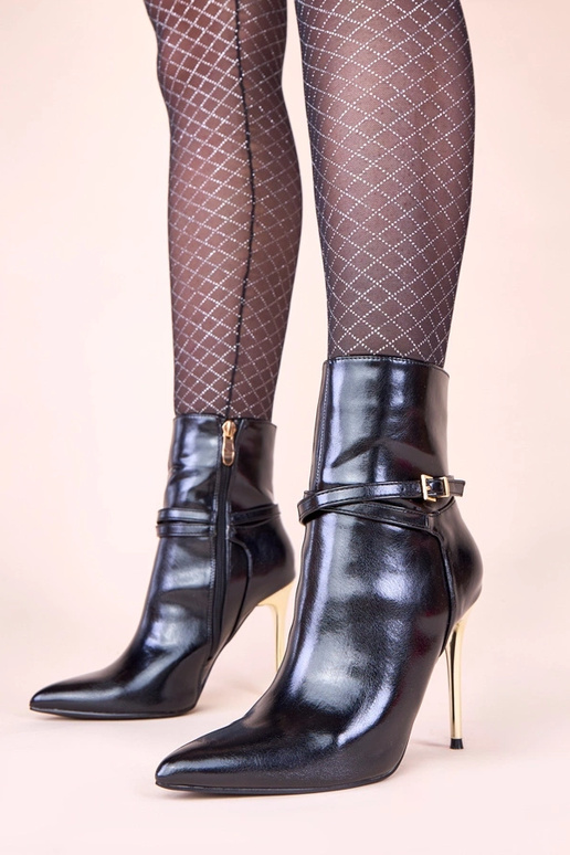Čierne čižmy na zlatej tenkej päte s...