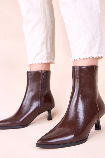 Hnedé čižmy na ihlovom...