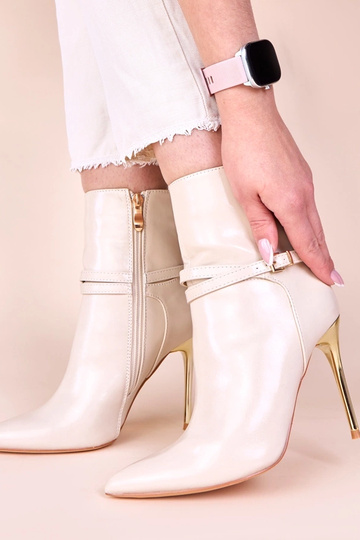 Pieskové čižmy na zlatom... 2