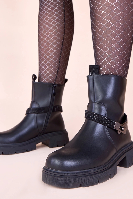 Čierne platformové čižmy zdobené...