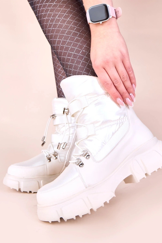 Biele snehové topánky s perleťovým...