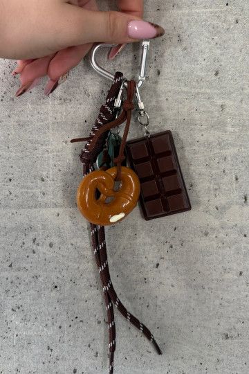 Kľúčenka alebo kabelka čokoládový pretzel so srdiečkami Jorine