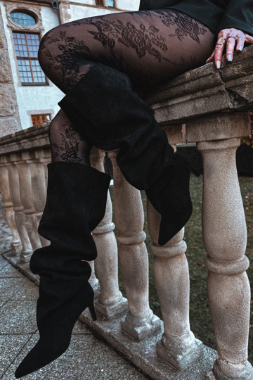 Dámske vysoké čižmy s tenkými podpätkami čiernej farby Taivilla